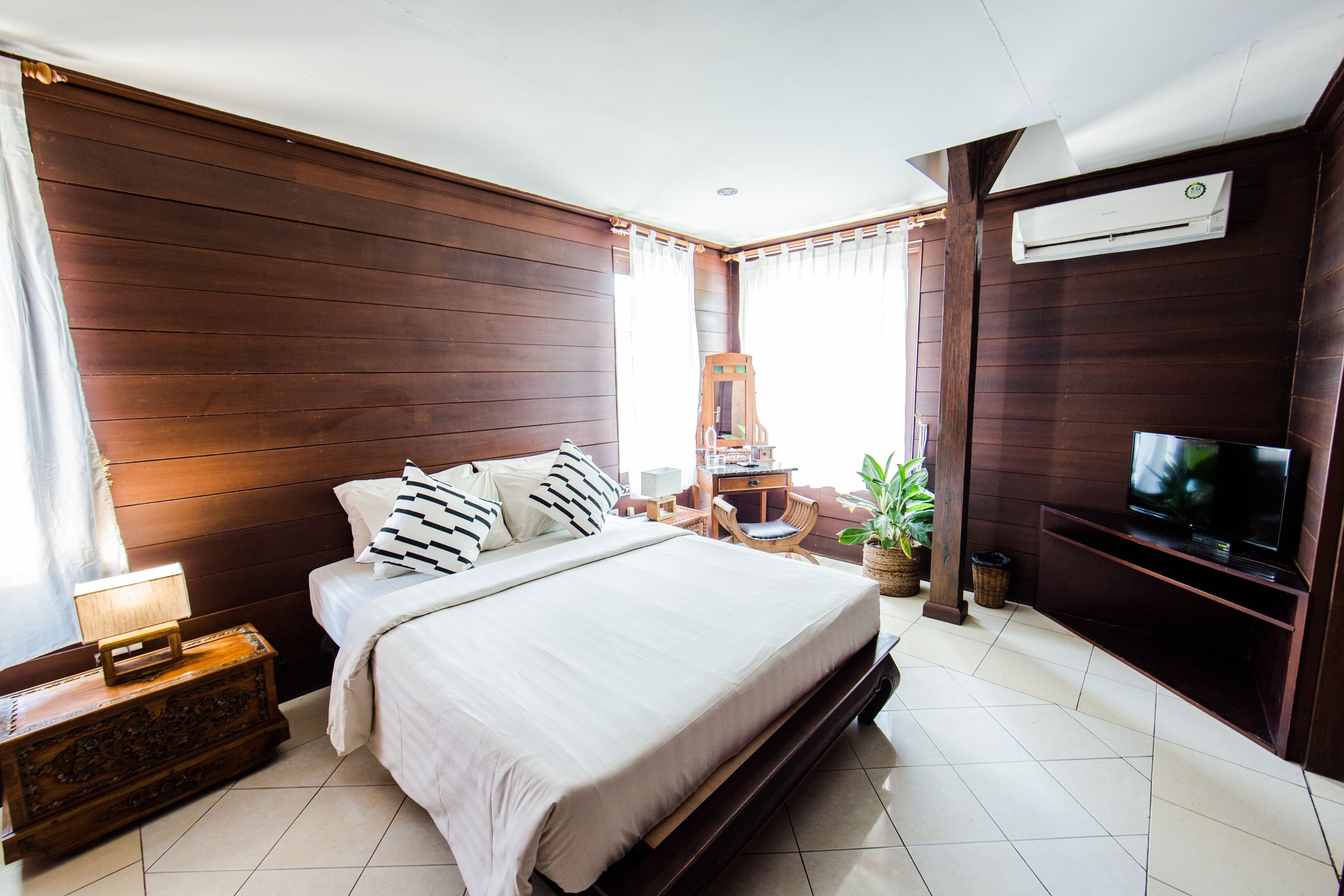 deluxe villa, 2 bedrooms | premium bedding, in-room safe, rollaway beds, free wifi