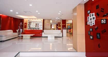 i-Deal Hotel
