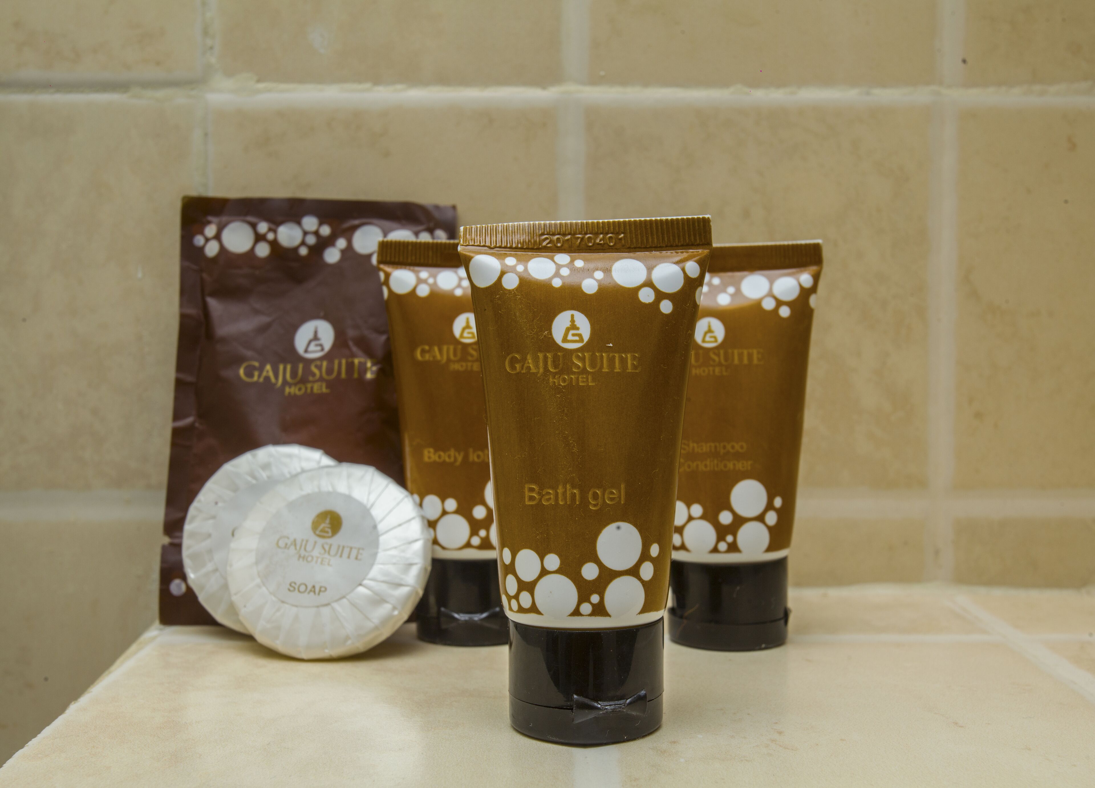 body treatments, body wraps, body scrubs, facials