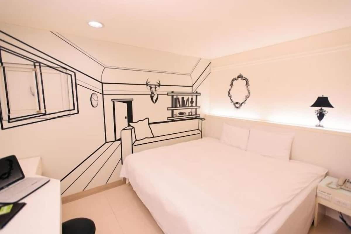 1 bedroom, down comforters, individually decorated, desk
