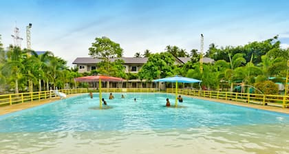 Camp Holiday Resort & Recreation Area