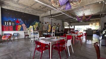 Cafe