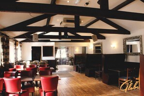 Suite, Ensuite | Restaurant