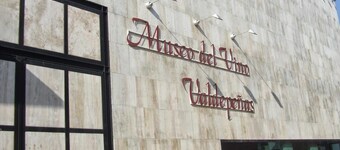 Hostal Valdepeñas by Bossh Hotels