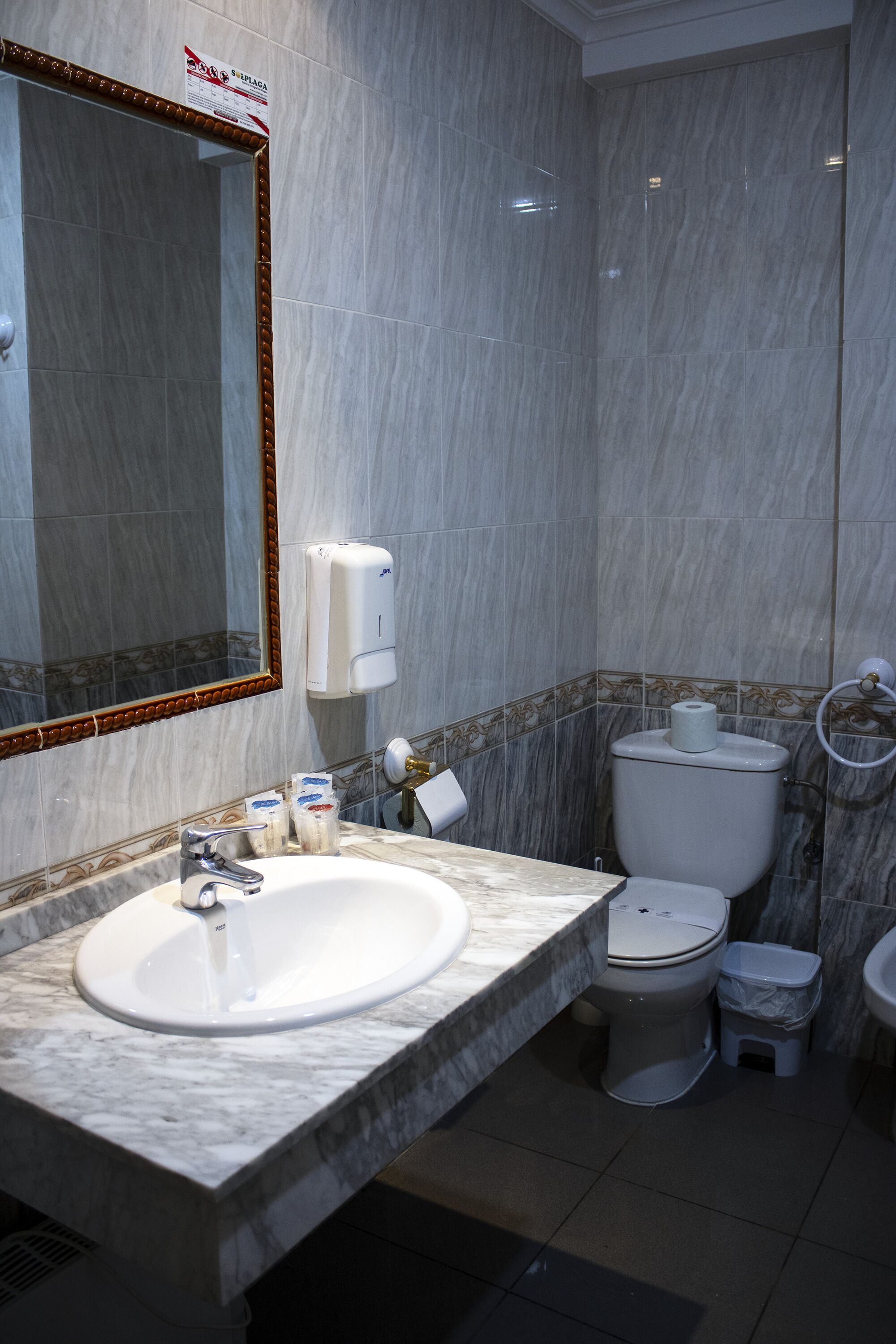 Photo - Hostal Valdepeñas by Bossh! Hotels