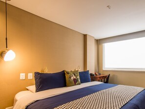 Chambre Double Standard | Literie de qualité supérieure, matelas Tempur-Pedic