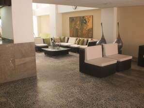 Sala de estar en el lobby