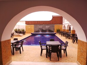 Piscina all'aperto, ombrelloni da piscina