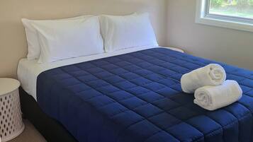 Superior Poolside 3 Bedroom Cabin