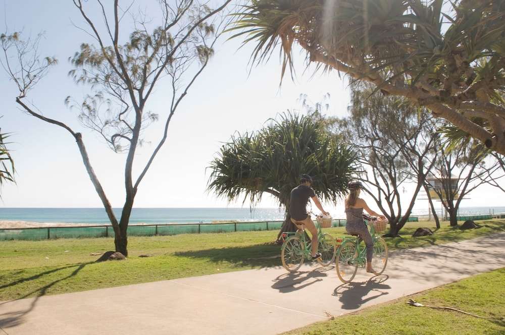 La Costa Motel by null