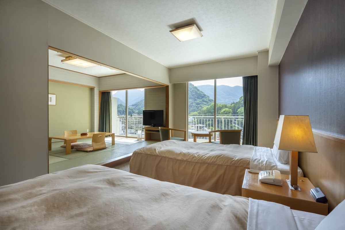 1 bedroom, in-room safe, desk, laptop workspace