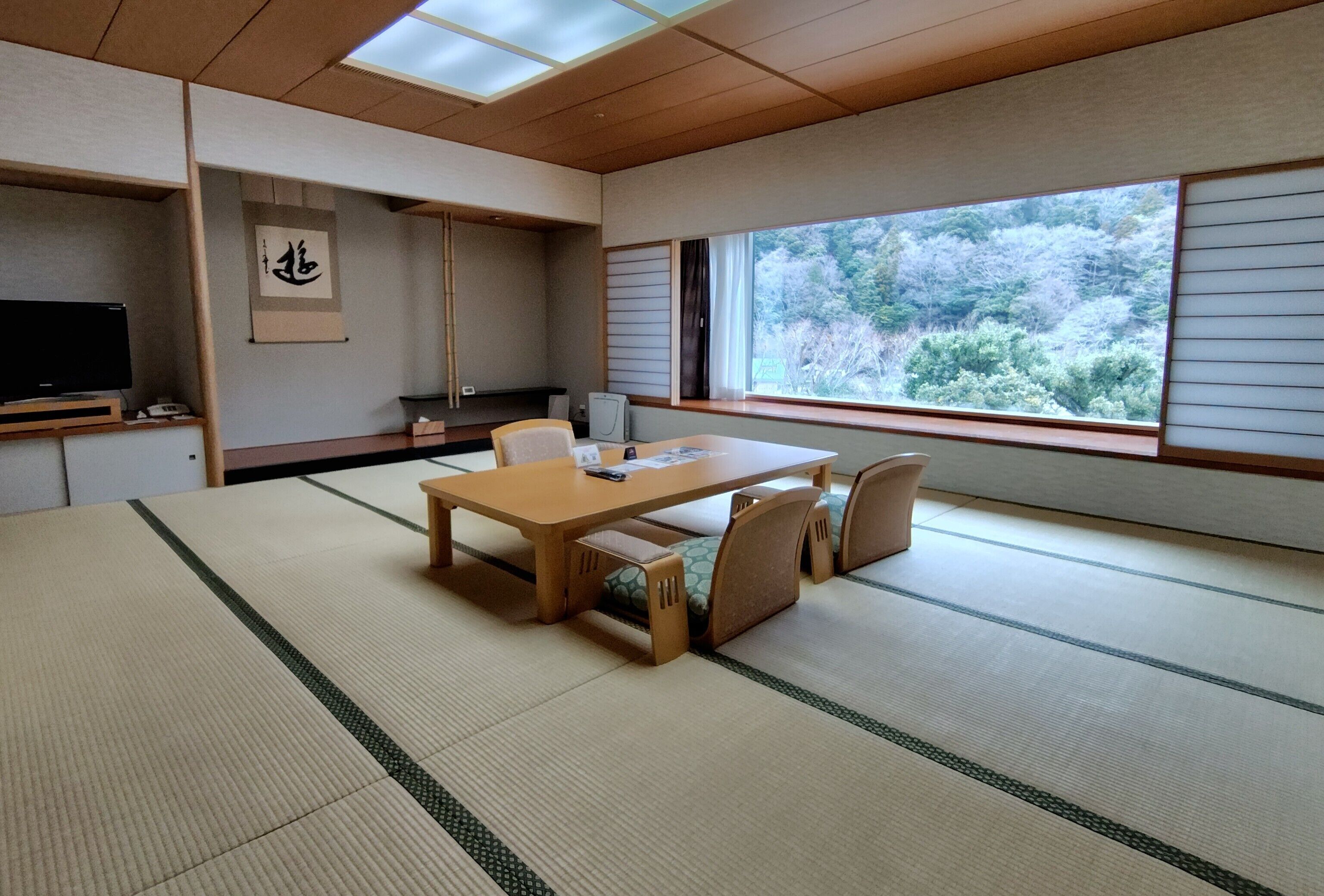 [Run of House] Japanese-Style Room, Non-Smoking | In-room safe, desk, laptop workspace, blackout drapes
