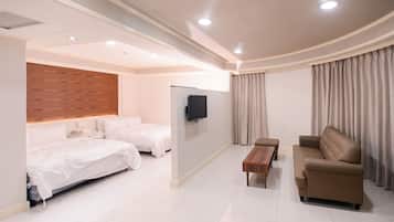 Standard Quadruple Room, 2 Double Beds