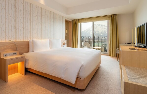 Superior Room - Mt. Yotei View, King