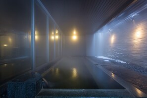 Body treatments, aromatherapy, reflexology, 1 treatment room, massages - Chalet Ivy Hirafu (Kutchan)