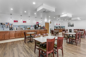 Free daily full breakfast - Best Western Plus Ruidoso Inn (Ruidoso)