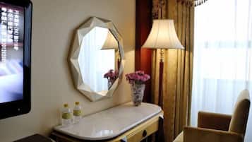 Minibar, in-room safe, cots/infant beds, alarm clocks