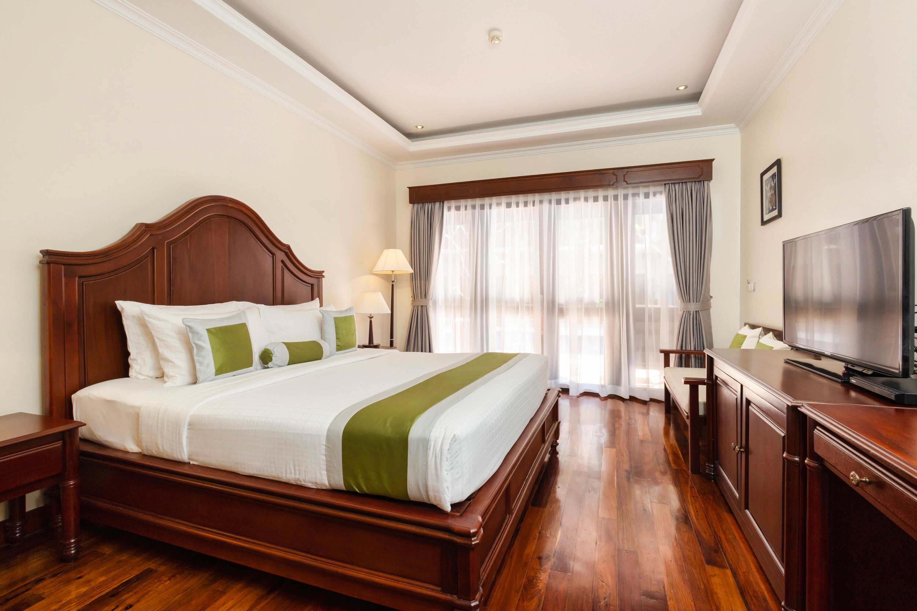 Premier Room (Cabana) | Premium bedding, minibar, in-room safe, desk