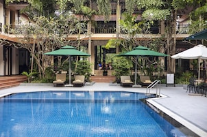 Premier Room (Cabana) | Premium bedding, minibar, in-room safe, individually decorated