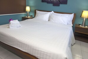 Superior-dobbeltværelse - 1 kingsize-seng | Egyptiske bomuldslagner, premium-sengetøj, dundyner, Tempur-Pedic-senge