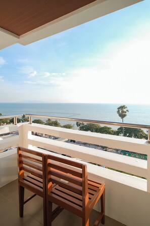 View from property - GRAND JOMTIEN PALACE HOTEL (Pattaya)