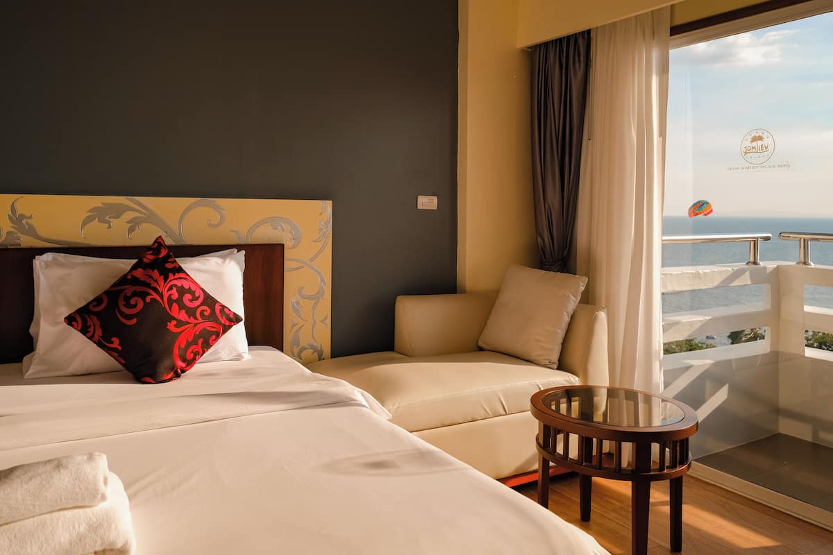 1 chambre, bureau, espace de travail pour ordinateur portable