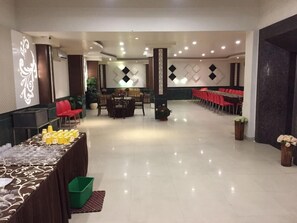 Dining - Hotel Namaskar Residency (Amritsar)