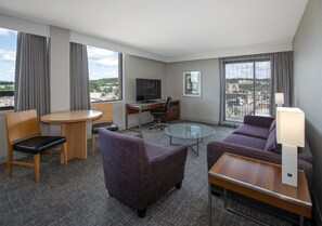 Junior Suite, 1 King Bed (Coast Premium King Junior Suite)