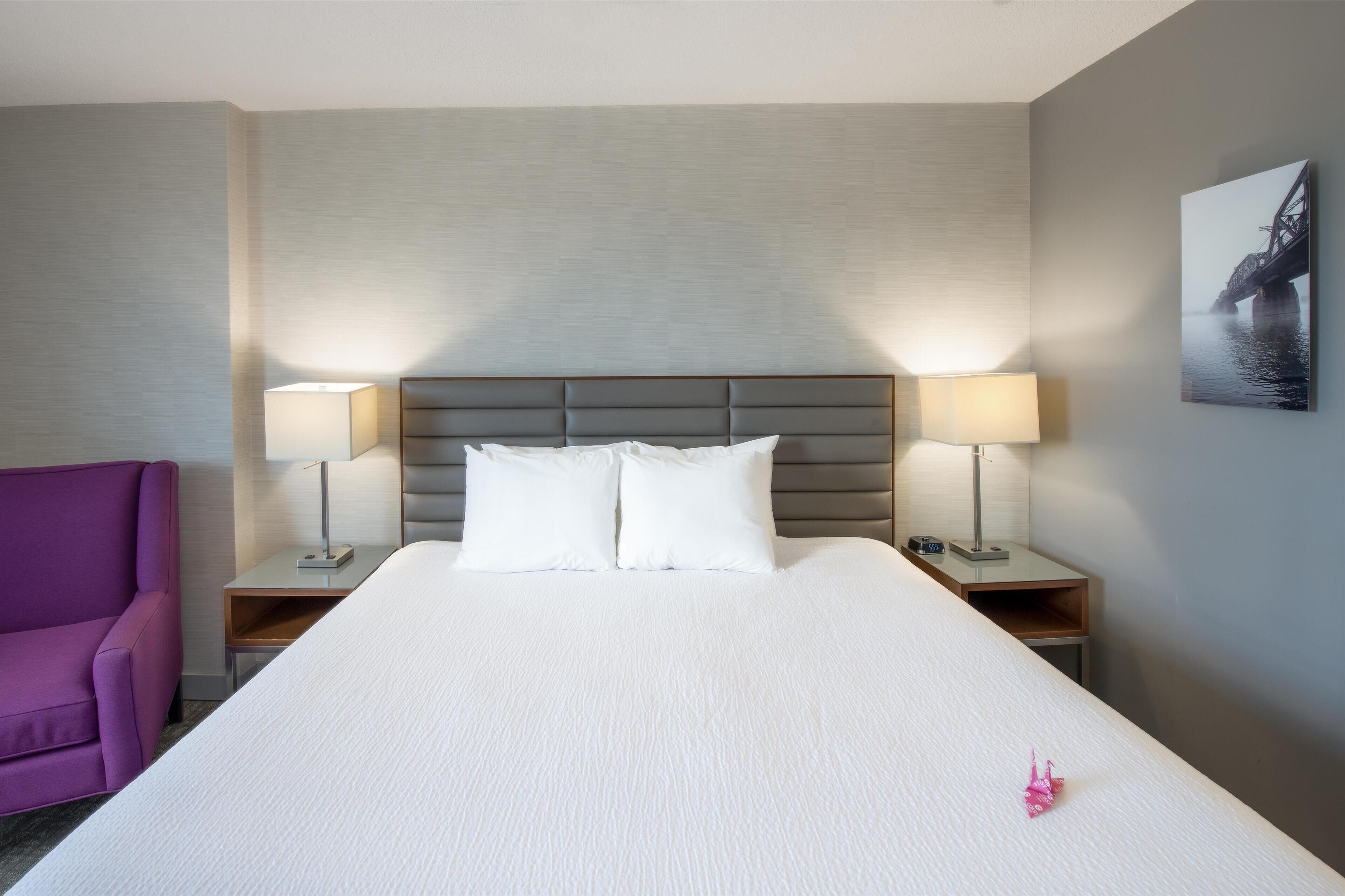 room, 1 king bed (coast king - not pet friendly) | premium bedding, down duvets, in-room safe, desk