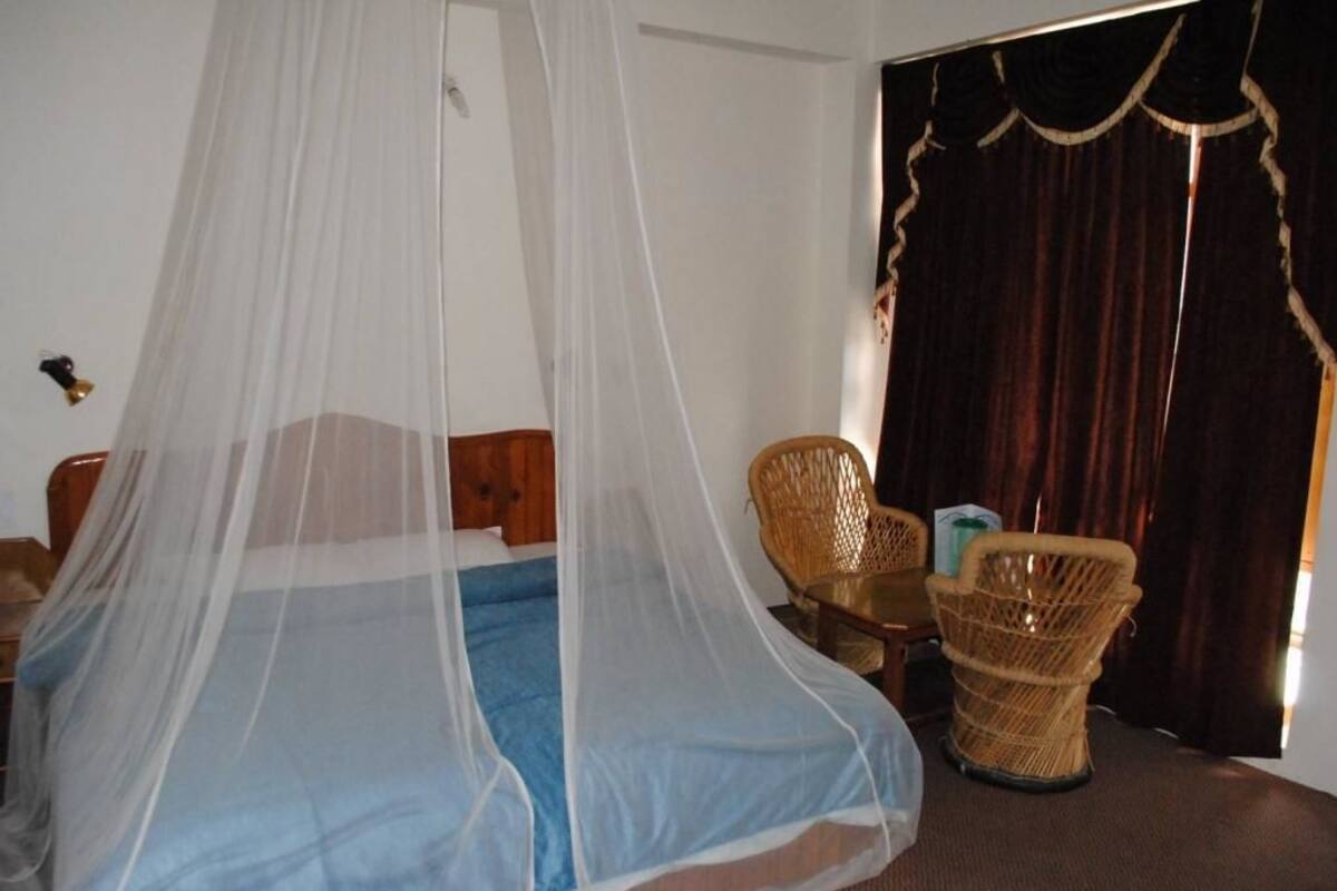 Honeymoon Suite, 1 Double Bed | Premium bedding, in-room safe, rollaway beds (surcharge), WiFi (free)