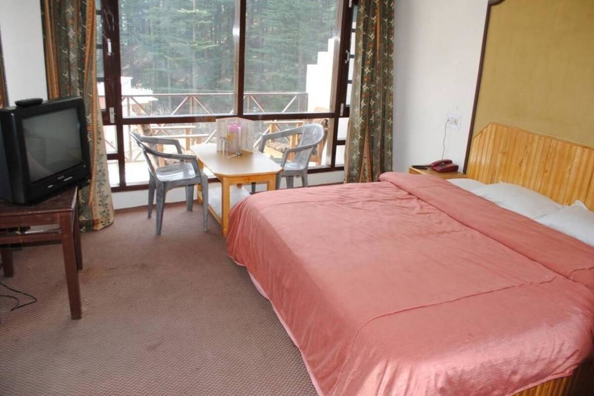 Family Suite | Premium bedding, in-room safe, rollaway beds (surcharge), WiFi (free)