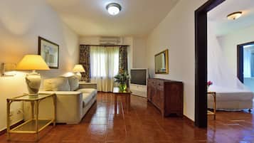 Suite | Minibar, in-room safe, WiFi (free)