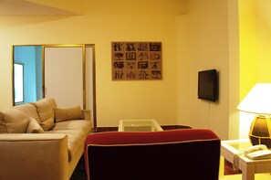 Minibar, caja fuerte, wifi gratis