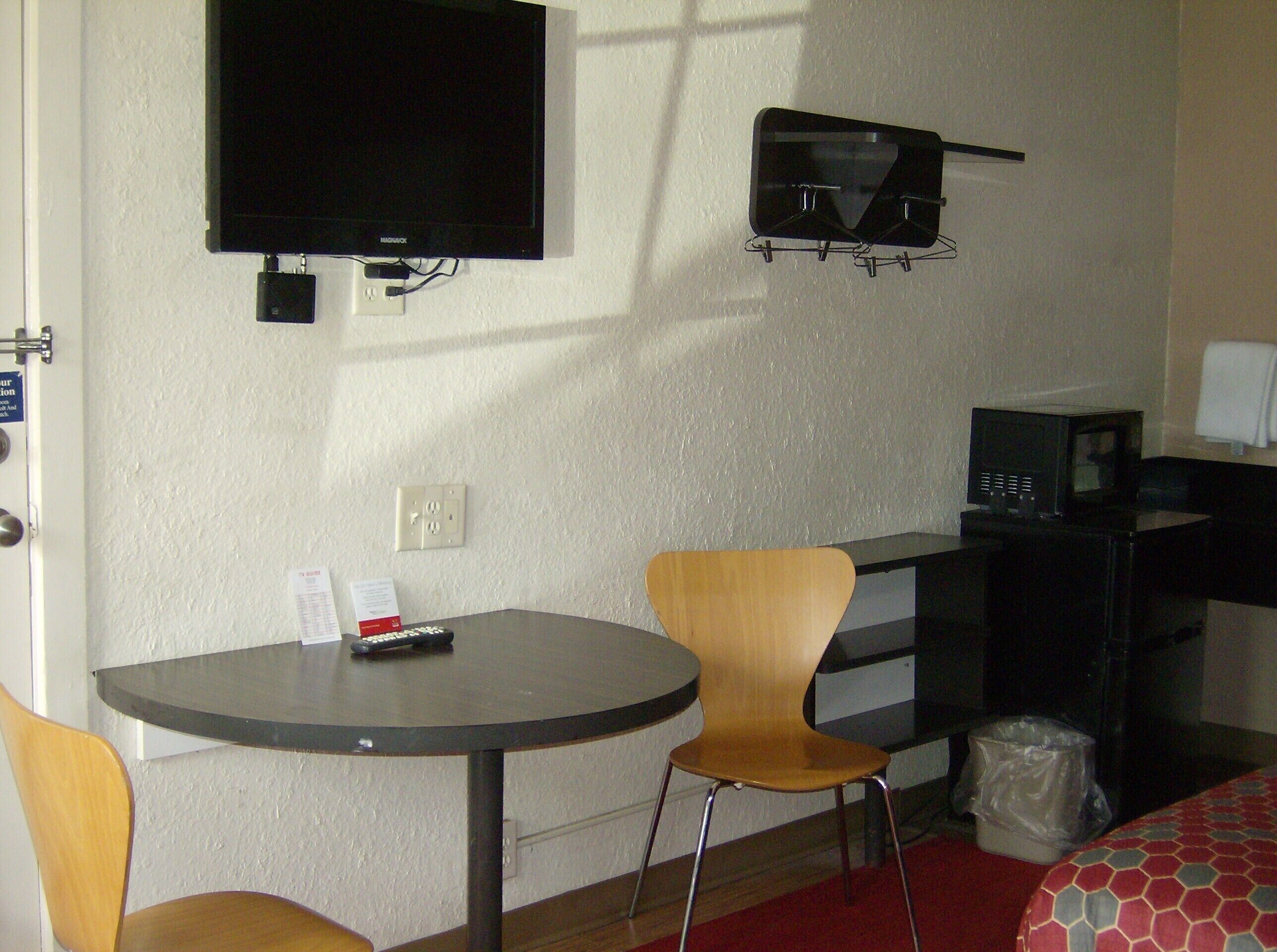 Standard Room, 2 Double Beds, Non Smoking | Blackout curtains, iron/ironing board, free WiFi, bed sheets