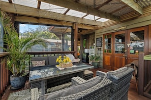 Terrace/patio - Tamborine Mountain B&B (Tamborine Mountain)