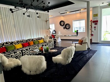 Sitting area in hotel lobby at Blanc Kara - Adults Only