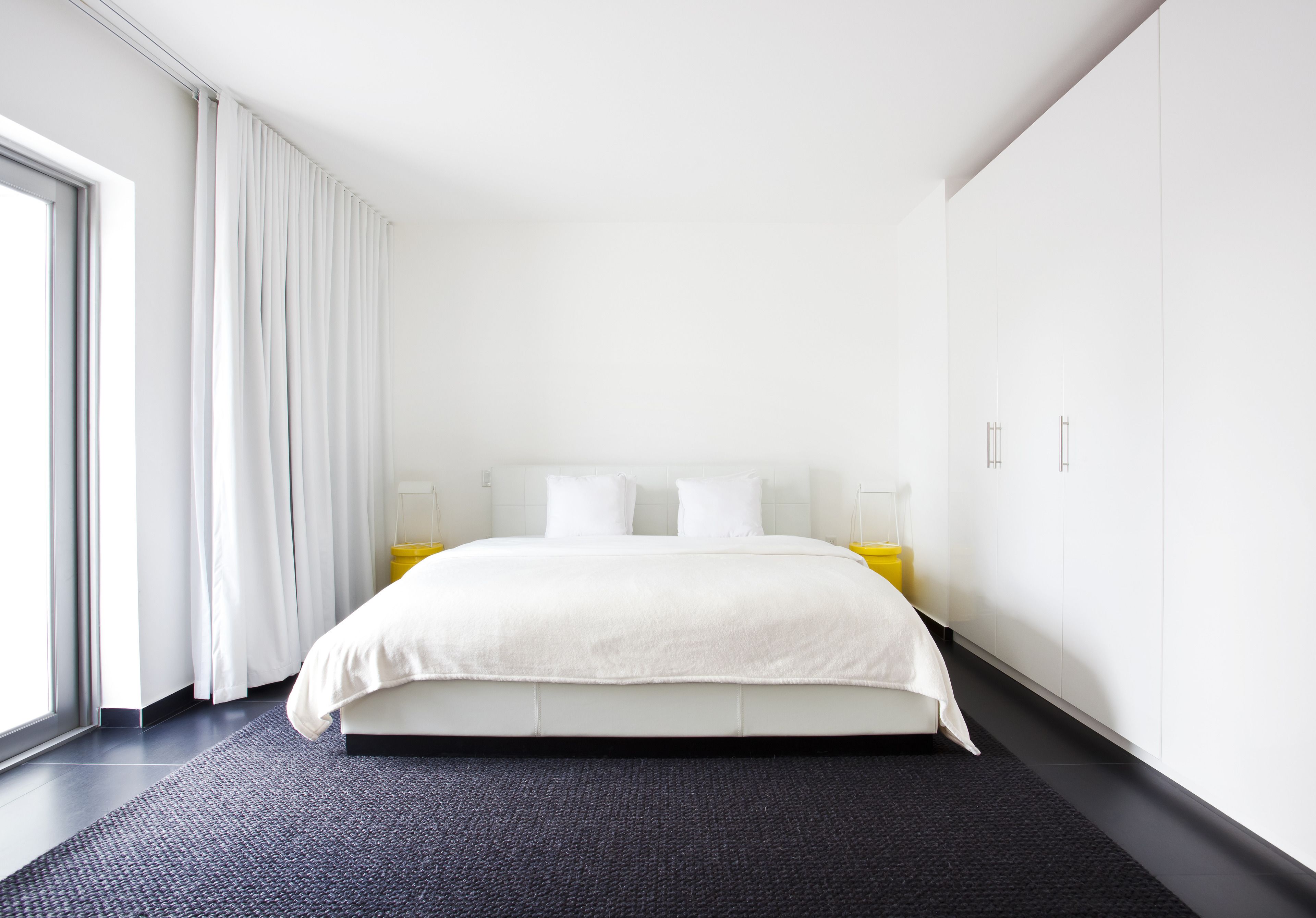 Photo - Blanc Kara- Adults Only