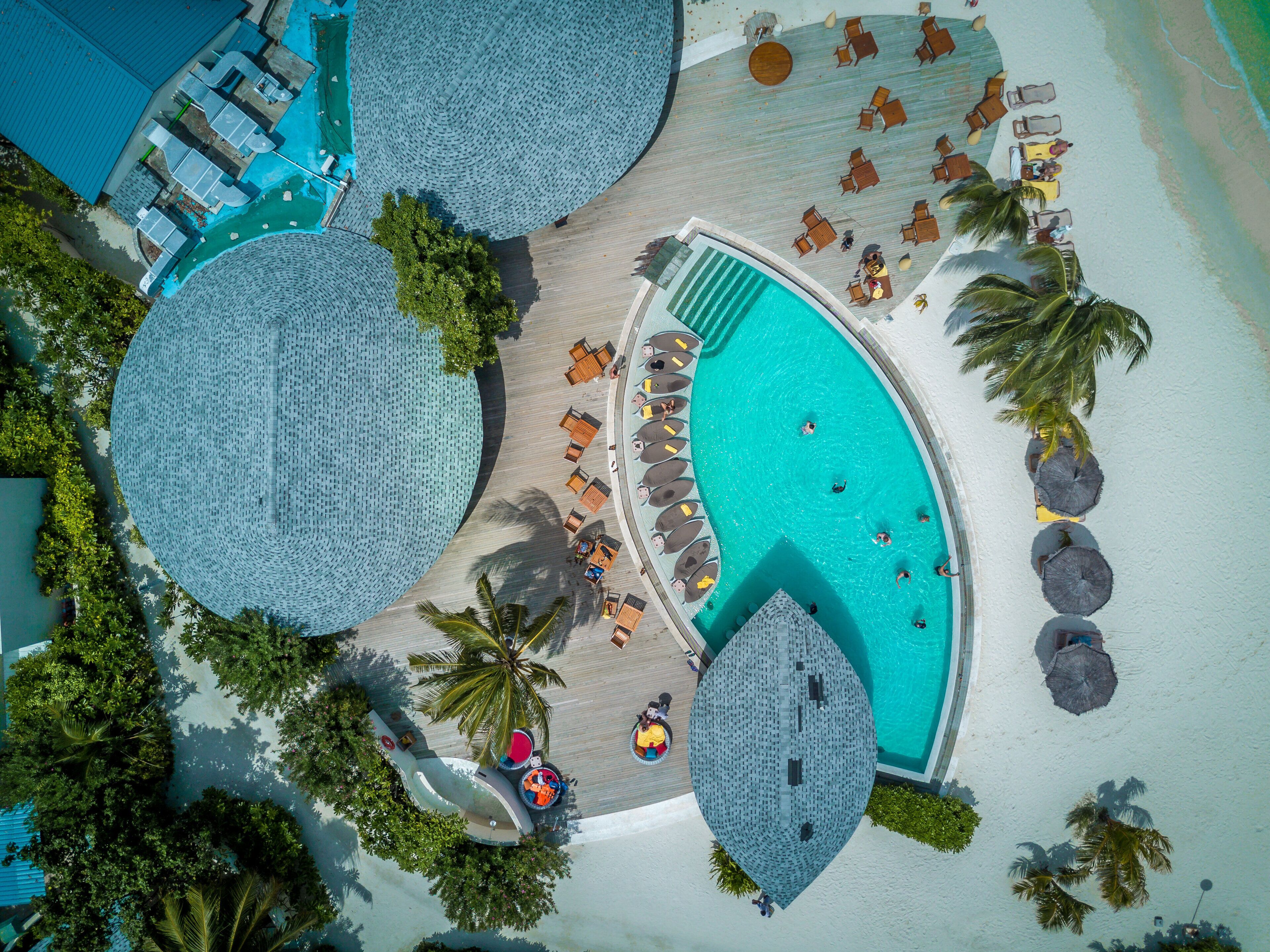 2 outdoor pools, pool umbrellas, sun loungers