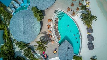 2 outdoor pools, pool umbrellas, sun loungers