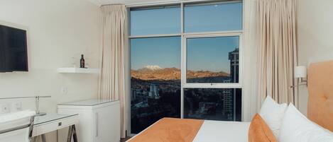 Chambre Premium, 1 très grand lit, vue montagne | Literie de qualité supérieure, surmatelas, minibar