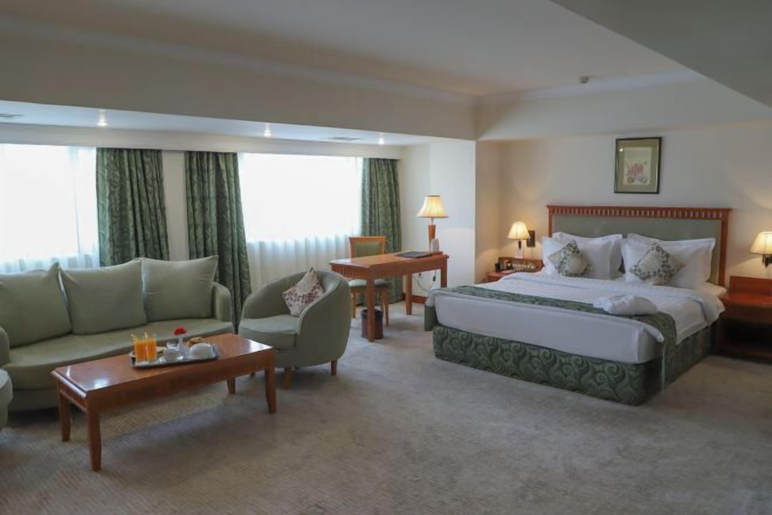 Minibar, in-room safe, soundproofing, iron/ironing board