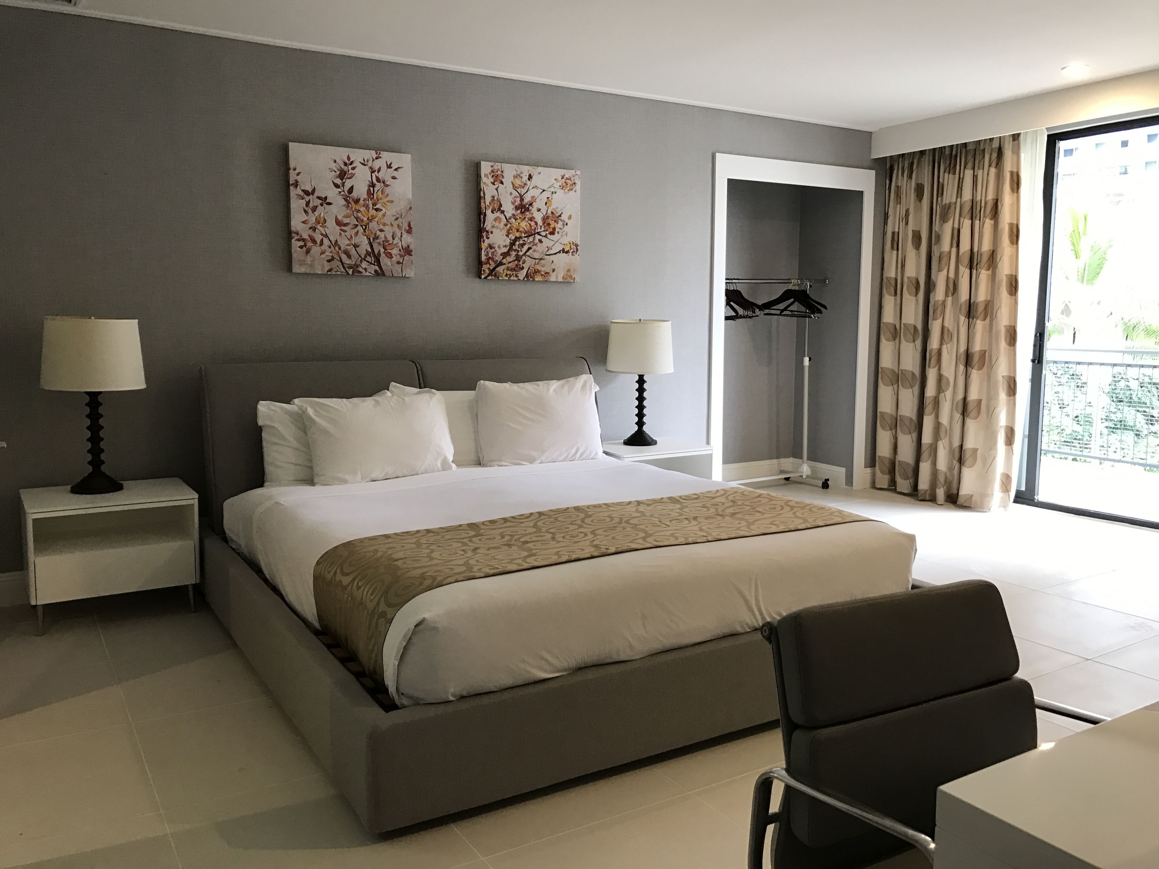 suite | in-room safe, desk, soundproofing, iron/ironing board