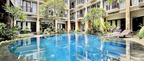 Ngoại thất