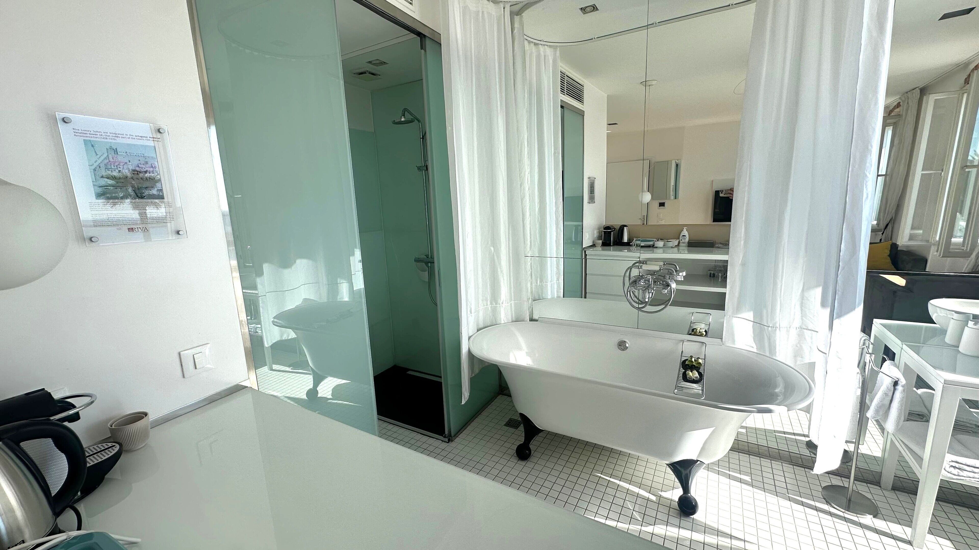Photo - Riva Luxury Suites