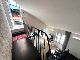 奢华套房, 露台, 海景 | 防过敏的被褥、客房内保险箱、特色装修、特色家居