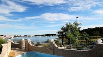 Piscina all'aperto