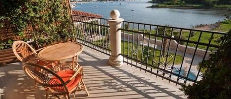 Leilighet – classic, 1 soverom, hageutsikt, ved stranden | Balkong