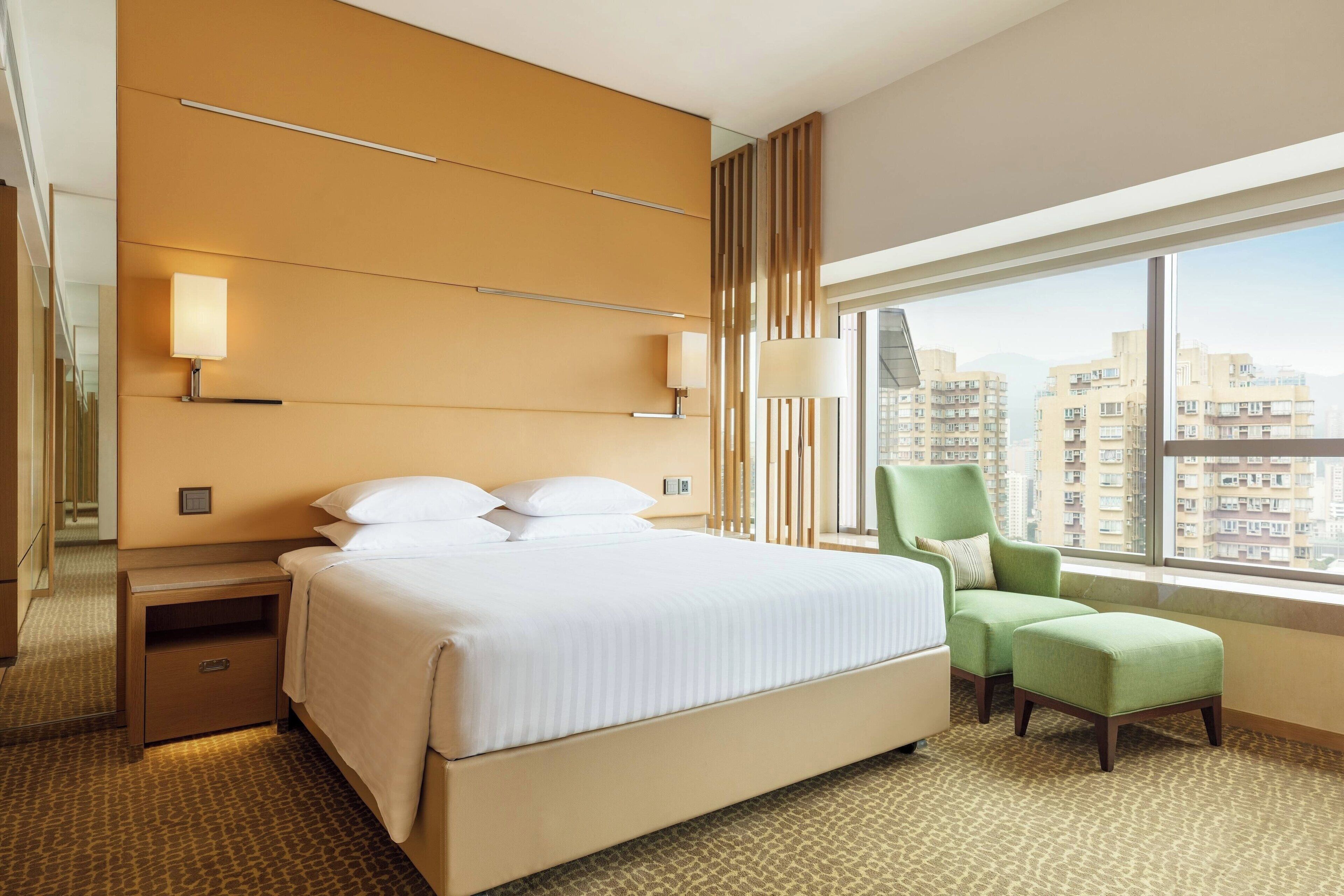 Premium bedding, minibar, in-room safe, desk