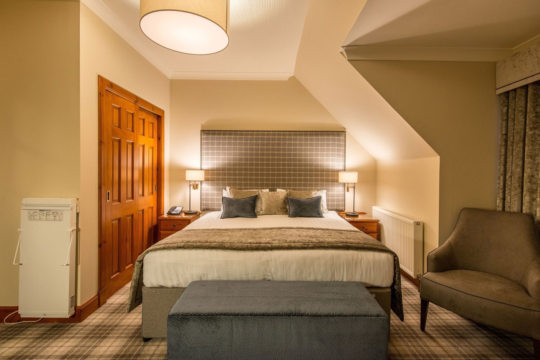 Cadar kapas Mesir, peralatan tempat tidur premium, meja 