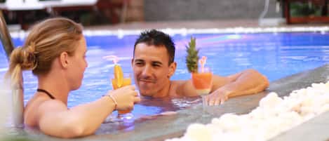 Indoor pool, outdoor pool